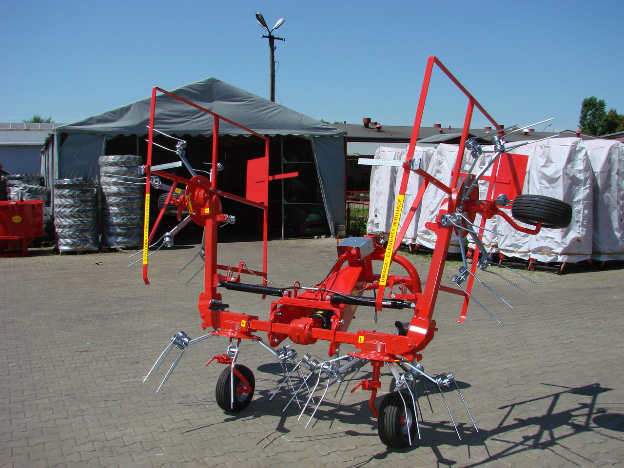 JAR-MET Schwader / Tedder / Faneuse / Przetrząsacz 5,2 m - Obračalnik/ Zgrabljalnik: slika 5 JAR-MET Schwader / Tedder / Faneuse / Przetrząsacz 5,2 m - Obračalnik/ Zgrabljalnik: slika 5