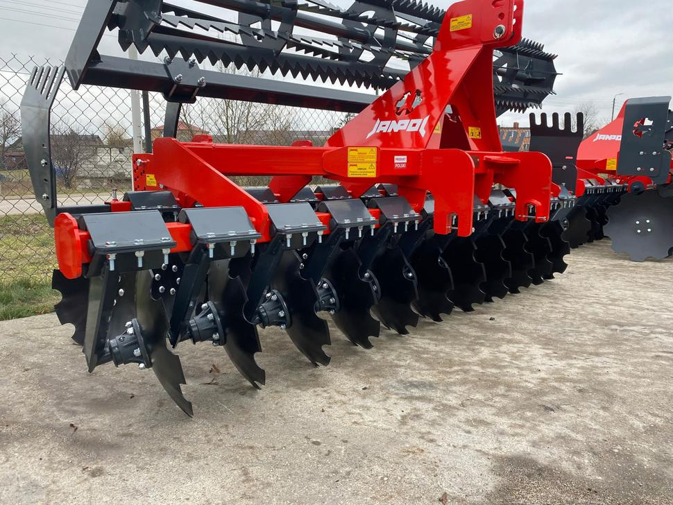 Janpol Scheibenegge / Disc harrow / Déchaumeur à disques / Erpice a dischi / Средняя дисковая борона / Brona talerzowa medium „COMPACT” 3 m - Disk brana: slika 3 Janpol Scheibenegge / Disc harrow / Déchaumeur à disques / Erpice a dischi / Средняя дисковая борона / Brona talerzowa medium „COMPACT” 3 m - Disk brana: slika 3