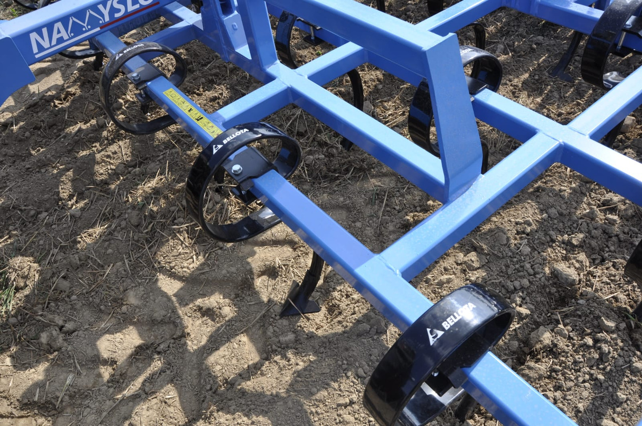Namyslo Saatbettbereitung / Seedbed preparation / Combiné de préparation / Unidad de cultivo ecológico de poca profundidad / Unità di coltivazione biologica a bassa profondità / Agregat do płytkiej uprawy 5 - Kultivator: slika 5 Namyslo Saatbettbereitung / Seedbed preparation / Combiné de préparation / Unidad de cultivo ecológico de poca profundidad / Unità di coltivazione biologica a bassa profondità / Agregat do płytkiej uprawy 5 - Kultivator: slika 5