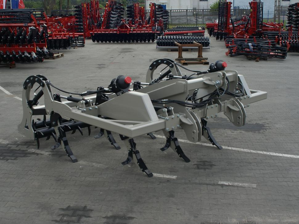 ROLEX Meißelpflug / Chisel plough / Decompacteur chisel / Aratro a scalpello Chisel / Чизельный плуг / Pług dłutowy 3 m - Rahljalnik: slika 1 ROLEX Meißelpflug / Chisel plough / Decompacteur chisel / Aratro a scalpello Chisel / Чизельный плуг / Pług dłutowy 3 m - Rahljalnik: slika 1