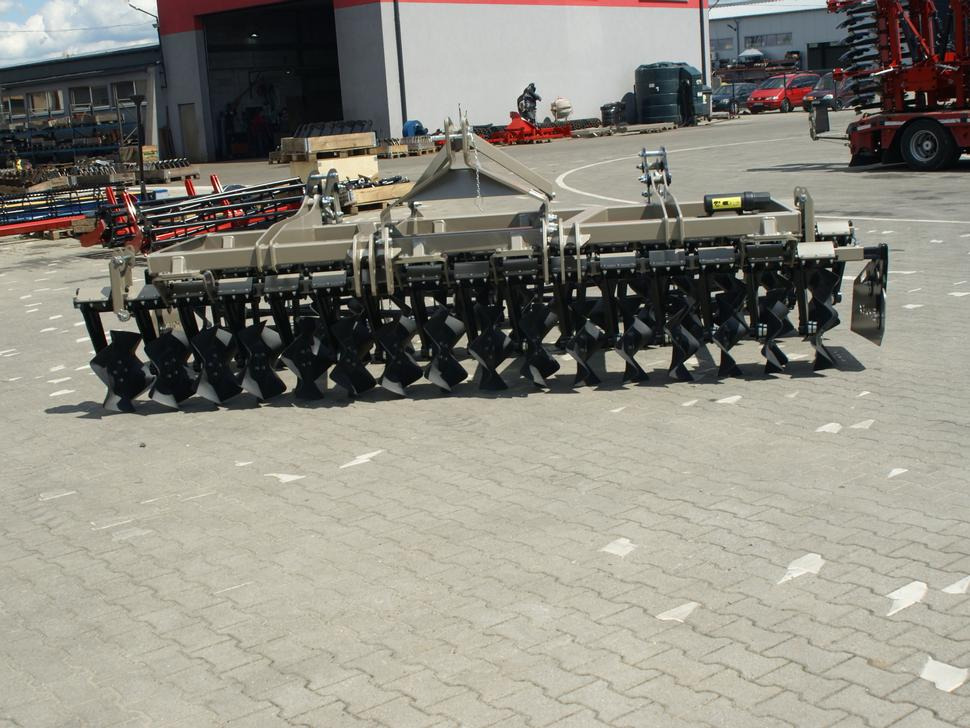 ROLEX Scheibenegge / Cross-Cutter harrow / Dechaumeur cross-cutter / Cross Cutter erpice / Борона с поперечным катком жёсткий/ Brona cross cutter sztywna 4 m - Disk brana: slika 3 ROLEX Scheibenegge / Cross-Cutter harrow / Dechaumeur cross-cutter / Cross Cutter erpice / Борона с поперечным катком жёсткий/ Brona cross cutter sztywna 4 m - Disk brana: slika 3