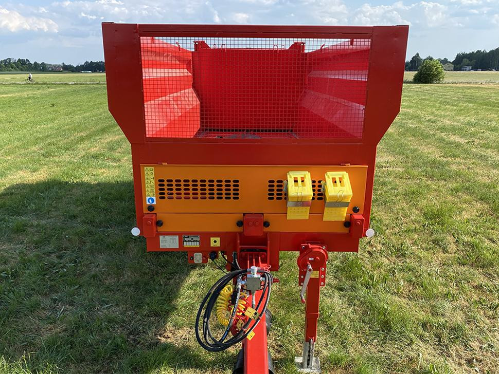 Roltrans Miststreuer / Manure spreader / Epandeur à fumier / Spandiletame / Разбрасыватель органических удобрений / Rozrzutnik obornika N205S/6 BIZON 14 t - Trosilnik gnoja: slika 4 Roltrans Miststreuer / Manure spreader / Epandeur à fumier / Spandiletame / Разбрасыватель органических удобрений / Rozrzutnik obornika N205S/6 BIZON 14 t - Trosilnik gnoja: slika 4