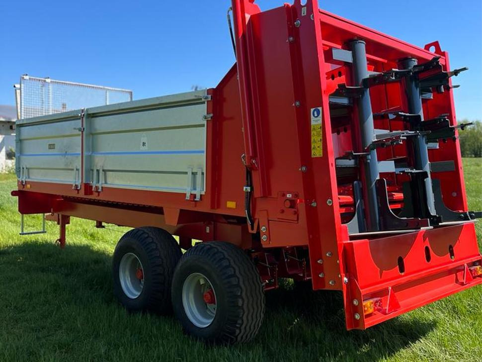 Roltrans Miststreuer / Manure spreader / Épandeur à fumier / Spandiletame / Разбрасыватель органических удобрений / Rozrzutnik obornika N250/32 JAMNIK 8 t - Trosilnik gnoja: slika 3 Roltrans Miststreuer / Manure spreader / Épandeur à fumier / Spandiletame / Разбрасыватель органических удобрений / Rozrzutnik obornika N250/32 JAMNIK 8 t - Trosilnik gnoja: slika 3
