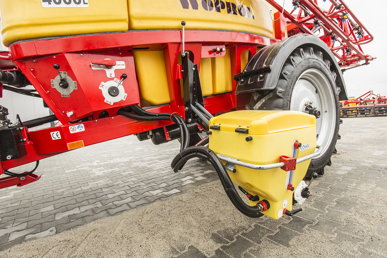 Nov Vlečna škropilnica WOPROL Feldspritze / Sprayer / Pulvérisateur / Opryskiwacz 4000 L: slika 10