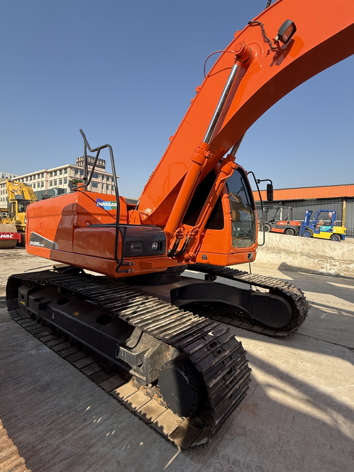 DOOSAN 225 - Bager goseničar: slika 1 DOOSAN 225 - Bager goseničar: slika 1