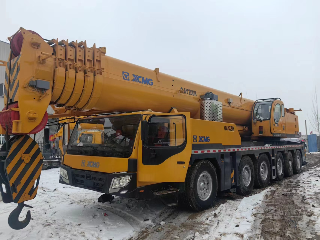 XCMG QAY200K Heavy Duty Performance! - Avtodvigalo: slika 1 XCMG QAY200K Heavy Duty Performance! - Avtodvigalo: slika 1