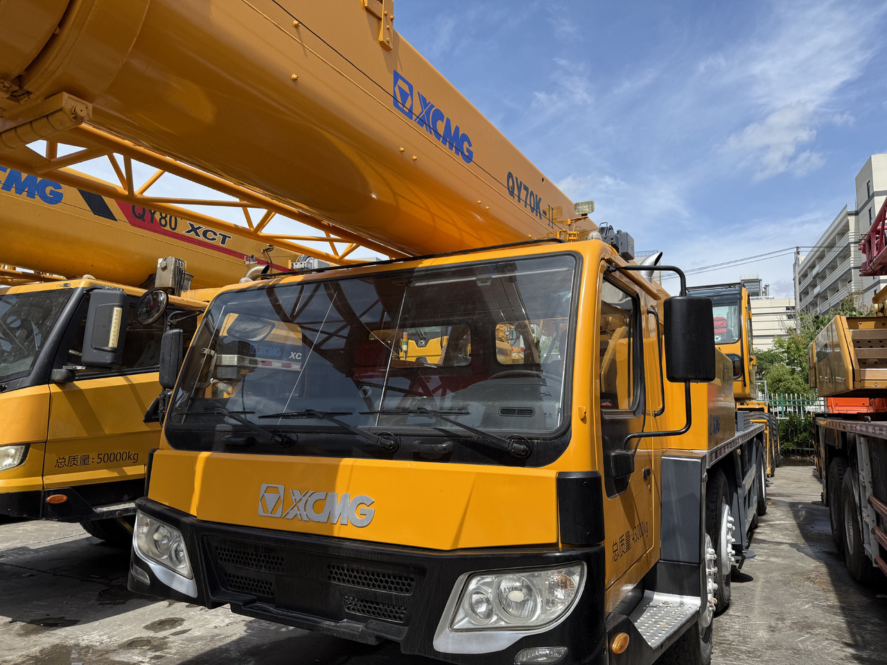 XCMG QY70K-1 - Avtodvigalo: slika 1 XCMG QY70K-1 - Avtodvigalo: slika 1