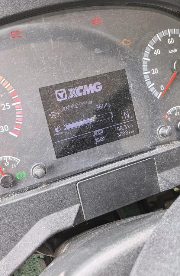 XCMG XCMG - Avtodvigalo: slika 2 XCMG XCMG - Avtodvigalo: slika 2