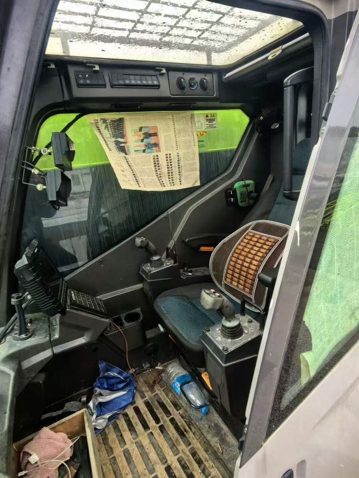 ZOOMLION 200E7 - Avtodvigalo za vse namene: slika 5 ZOOMLION 200E7 - Avtodvigalo za vse namene: slika 5