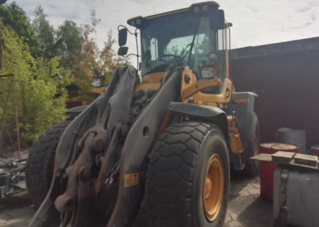 Volvo L90h - Kolesni nakladalec: slika 2 Volvo L90h - Kolesni nakladalec: slika 2