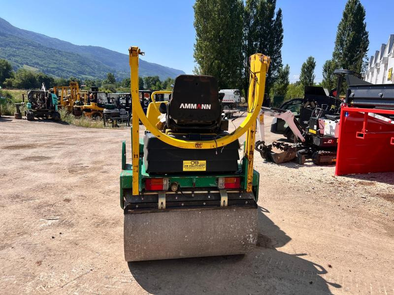 Ammann AV26-2 COMPACTEUR ROULEAU TANDEM VIBRANT ARTICULÉ - Cestni valjar: slika 4 Ammann AV26-2 COMPACTEUR ROULEAU TANDEM VIBRANT ARTICULÉ - Cestni valjar: slika 4