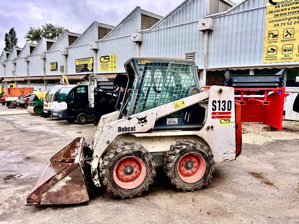 Bobcat S130 Chargeuse Compact - Mini nakladalec: slika 2 Bobcat S130 Chargeuse Compact - Mini nakladalec: slika 2