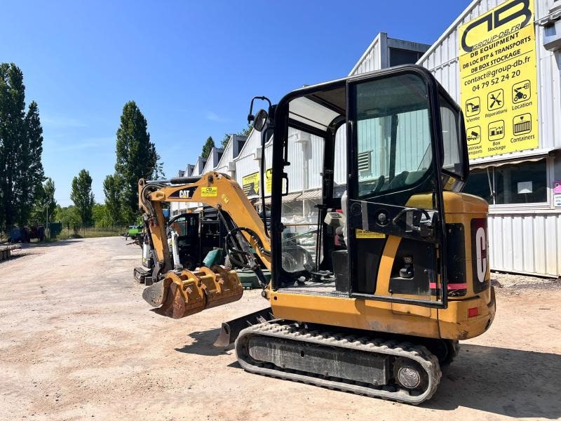 Caterpillar 301.6C MINIPELLE 1,7T (NET DE TVA) - Mini bager: slika 2 Caterpillar 301.6C MINIPELLE 1,7T (NET DE TVA) - Mini bager: slika 2