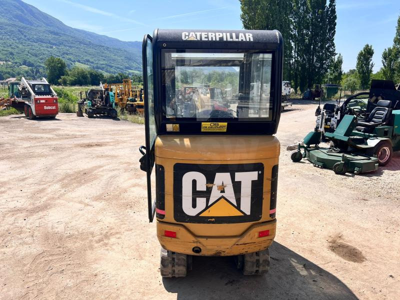 Caterpillar 301.6C MINIPELLE 1,7T (NET DE TVA) - Mini bager: slika 3 Caterpillar 301.6C MINIPELLE 1,7T (NET DE TVA) - Mini bager: slika 3