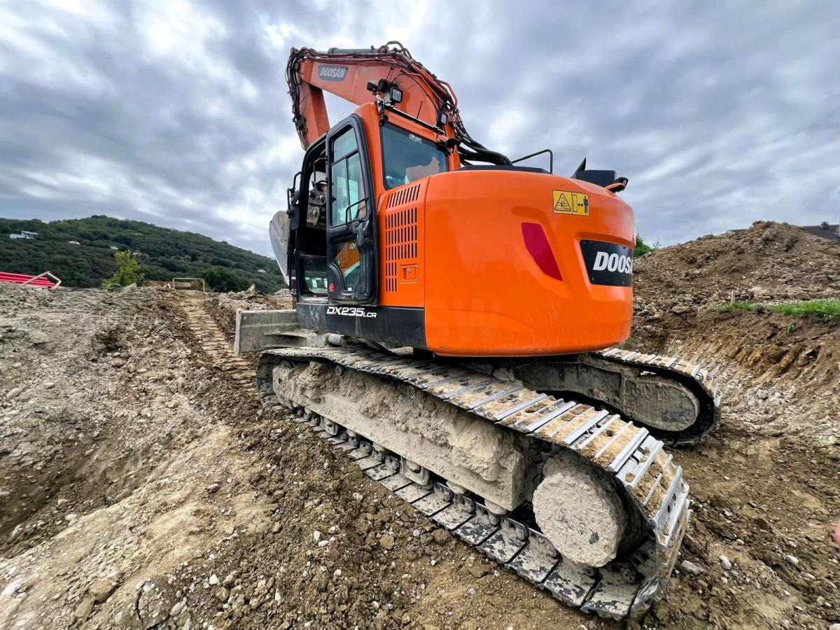 Doosan DX235 LCR-5 PELLE A CHENILLES 26T - Bager goseničar: slika 2 Doosan DX235 LCR-5 PELLE A CHENILLES 26T - Bager goseničar: slika 2