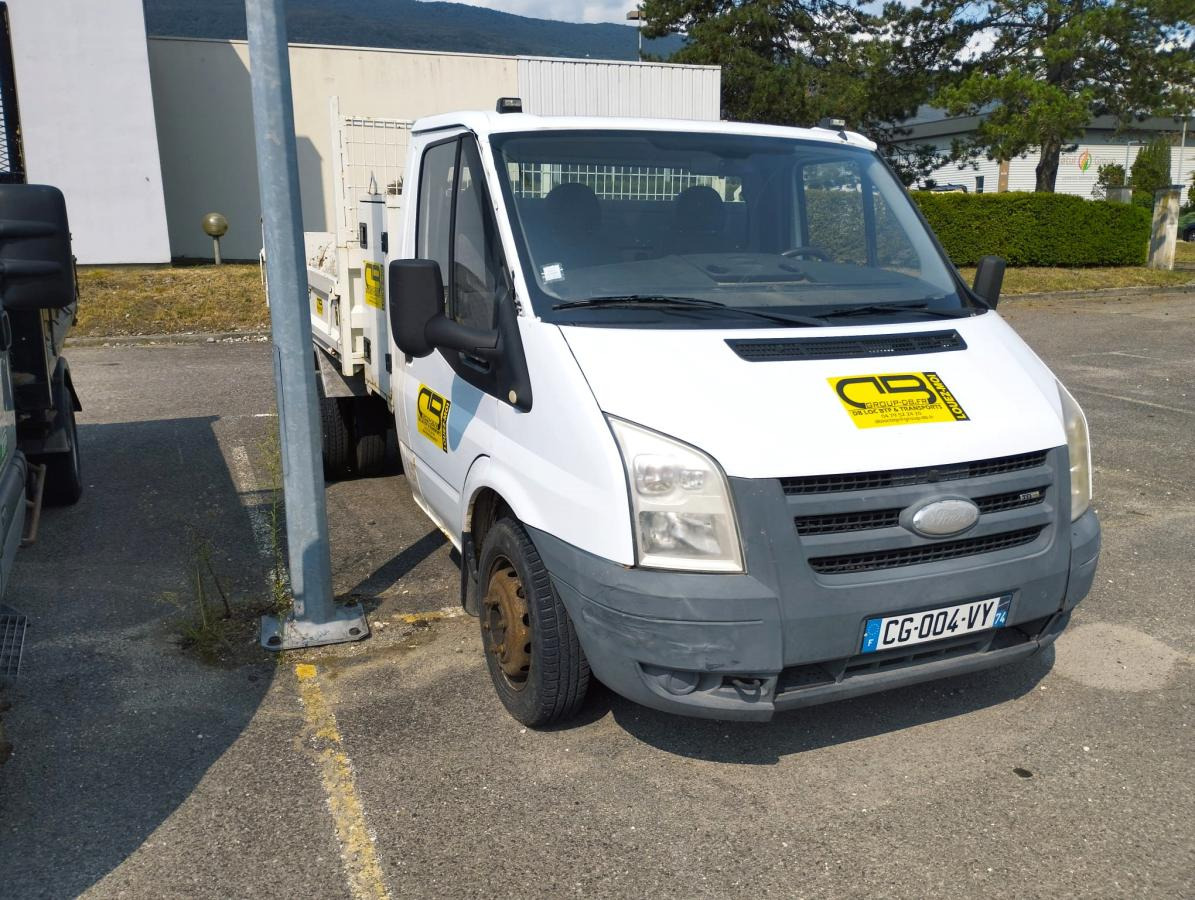 Ford Transit 3 Benne basculante - Dostavno vozilo prekucnik: slika 2 Ford Transit 3 Benne basculante - Dostavno vozilo prekucnik: slika 2