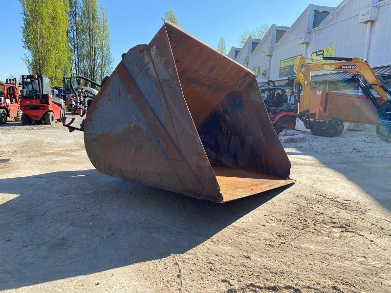 GODET CHARGEUR POUR CHARIOT ELEVATEUR - Žlica za nakladalnik: slika 3 GODET CHARGEUR POUR CHARIOT ELEVATEUR - Žlica za nakladalnik: slika 3