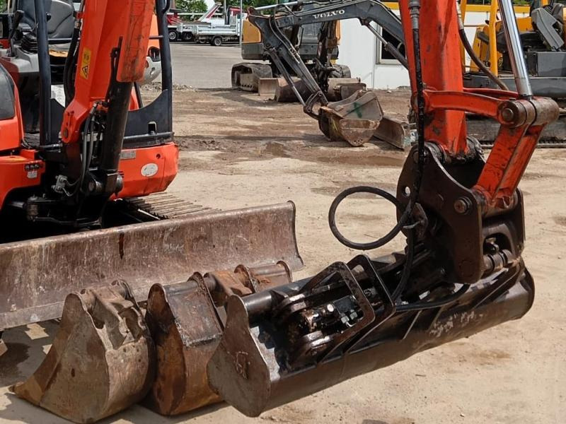 Kubota Series U U35-3 Alpha 3 Minipelle 3,5t - Mini bager: slika 5 Kubota Series U U35-3 Alpha 3 Minipelle 3,5t - Mini bager: slika 5