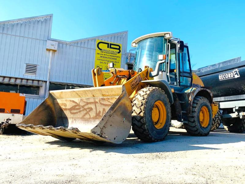 LIEBHERR Chargeuse L524 10T - Kolesni nakladalec: slika 1 LIEBHERR Chargeuse L524 10T - Kolesni nakladalec: slika 1