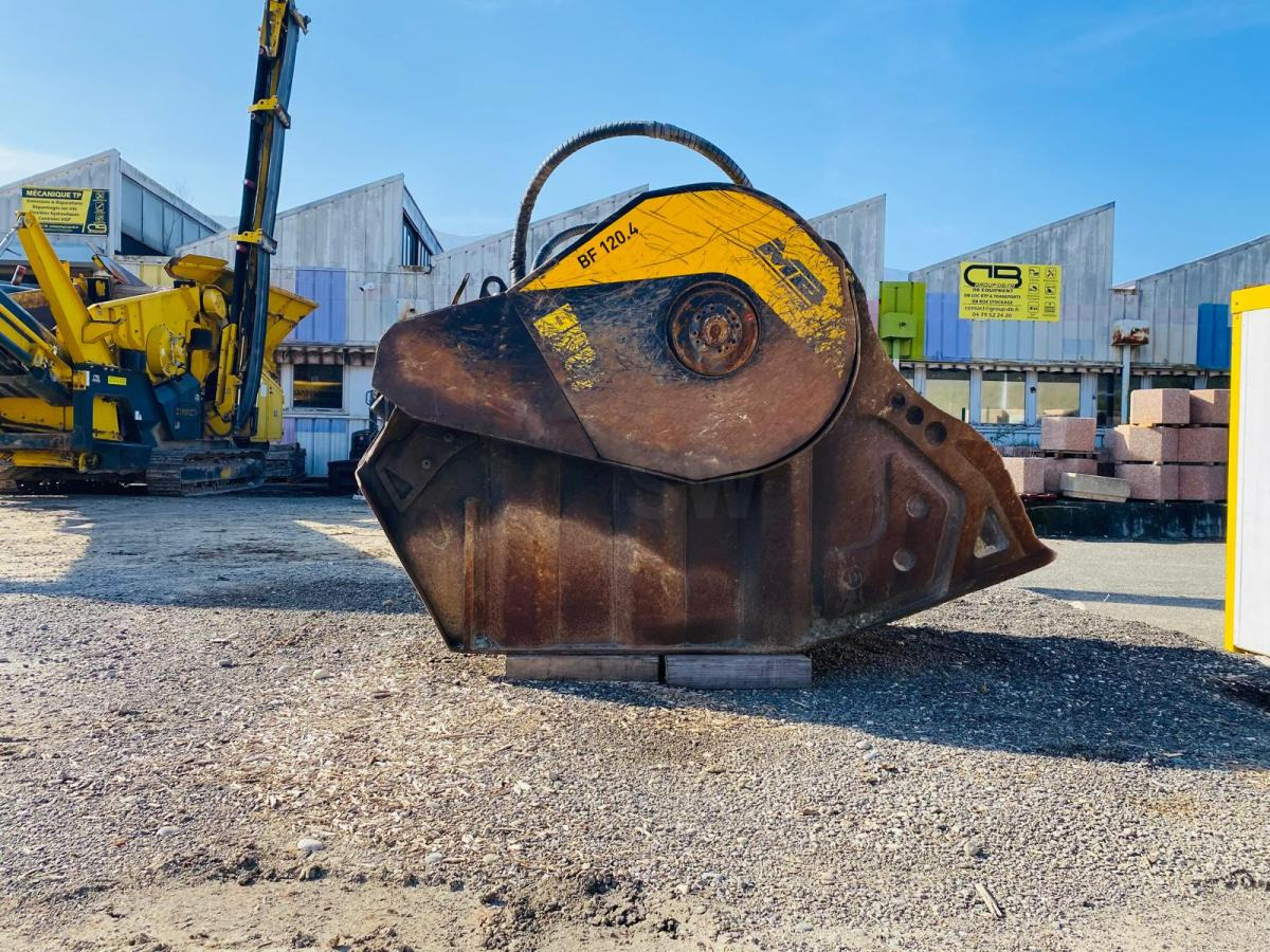 MB BF120.4 S4 Godet concasseur pour pelle de 30T à 45T - Žlica za Gradbeni stroj: slika 4 MB BF120.4 S4 Godet concasseur pour pelle de 30T à 45T - Žlica za Gradbeni stroj: slika 4