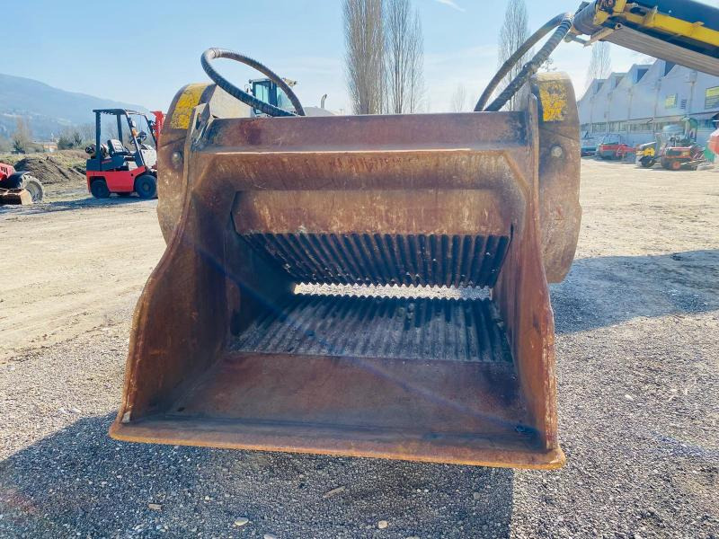 MB BF120.4 S4 Godet concasseur pour pelle de 30T à 45T - Žlica za Gradbeni stroj: slika 2 MB BF120.4 S4 Godet concasseur pour pelle de 30T à 45T - Žlica za Gradbeni stroj: slika 2
