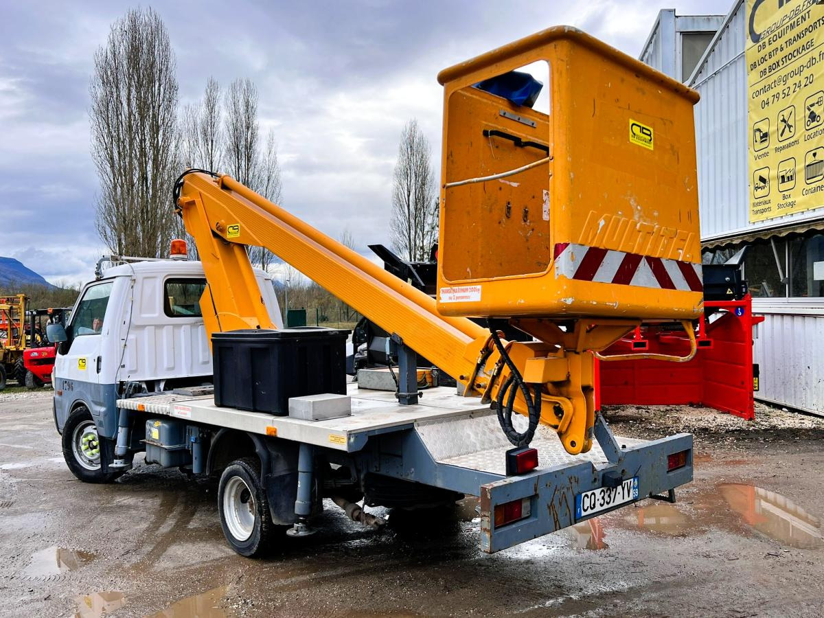 Mazda Bongo Fourgon Nacelle 14,5m - Dvižna ploščad, Dostavno vozilo: slika 3 Mazda Bongo Fourgon Nacelle 14,5m - Dvižna ploščad, Dostavno vozilo: slika 3