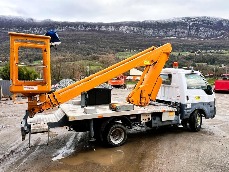 Mazda Bongo Fourgon Nacelle 14,5m - Dvižna ploščad, Dostavno vozilo: slika 5 Mazda Bongo Fourgon Nacelle 14,5m - Dvižna ploščad, Dostavno vozilo: slika 5