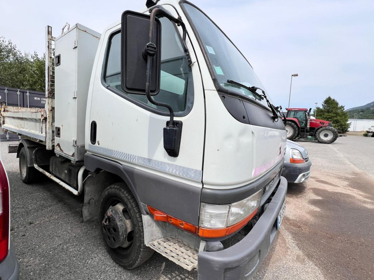 Mitsubishi Canter FB634 D CAMION BENNE (NET DE TVA) - Dostavno vozilo prekucnik: slika 2 Mitsubishi Canter FB634 D CAMION BENNE (NET DE TVA) - Dostavno vozilo prekucnik: slika 2