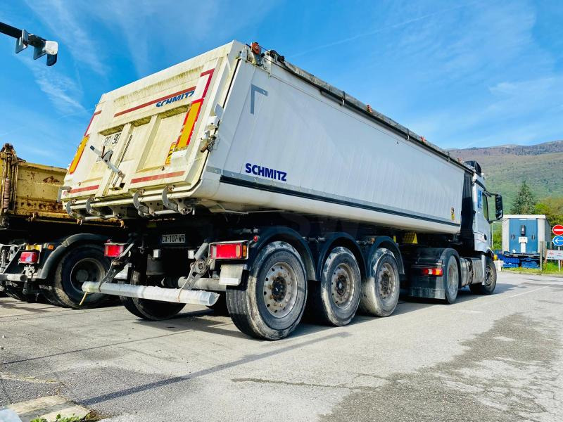 SCHMITZ CARGOBULL SGFS3 REMORQUE SEMI BENNE (3 Essieux) - Kiper polprikolica: slika 4 SCHMITZ CARGOBULL SGFS3 REMORQUE SEMI BENNE (3 Essieux) - Kiper polprikolica: slika 4