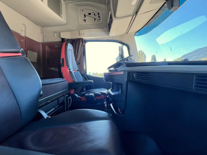 Vlačilec Volvo FH16 750cv 4x2 Cabine Glob Hydraulique: slika 11 Vlačilec Volvo FH16 750cv 4x2 Cabine Glob Hydraulique: slika 11