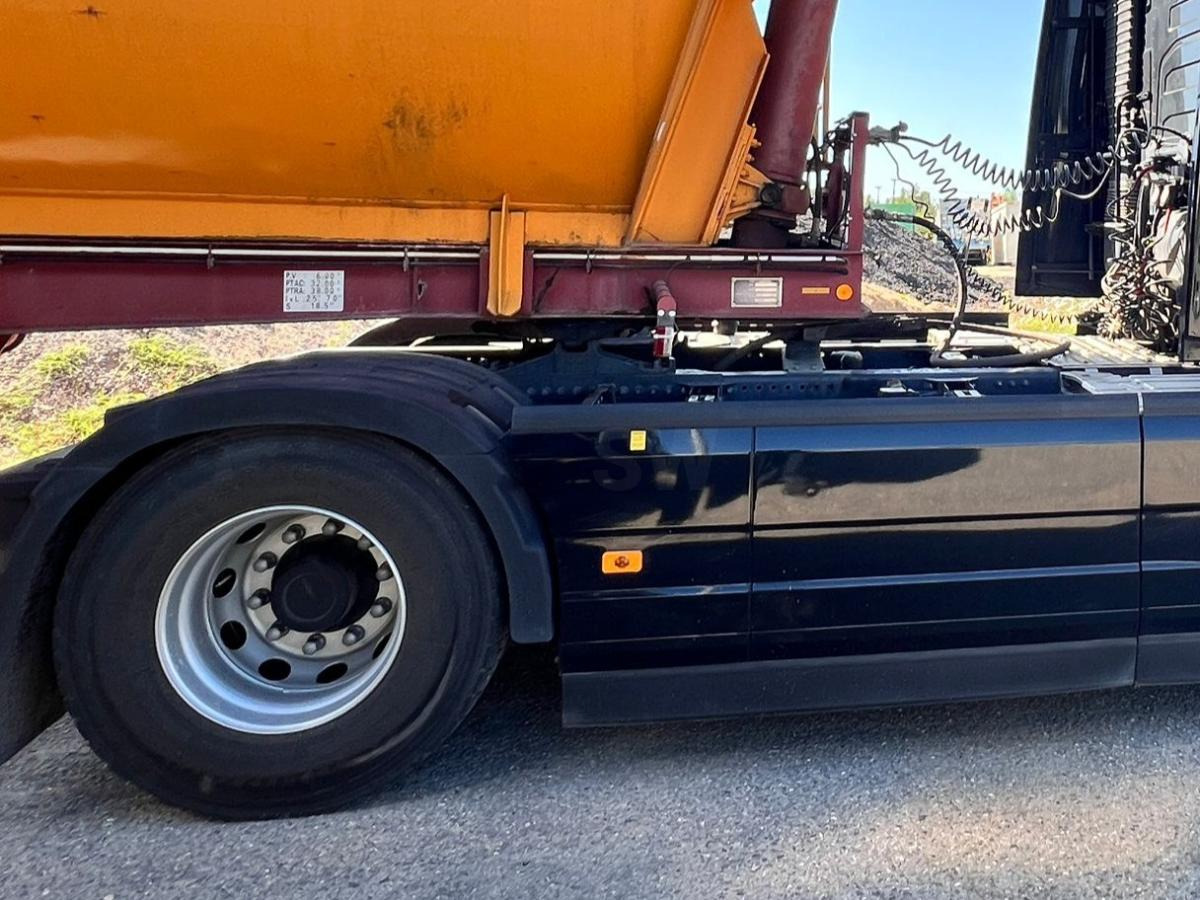 Vlačilec Volvo FH16 750cv 4x2 Cabine Glob Hydraulique: slika 6 Vlačilec Volvo FH16 750cv 4x2 Cabine Glob Hydraulique: slika 6