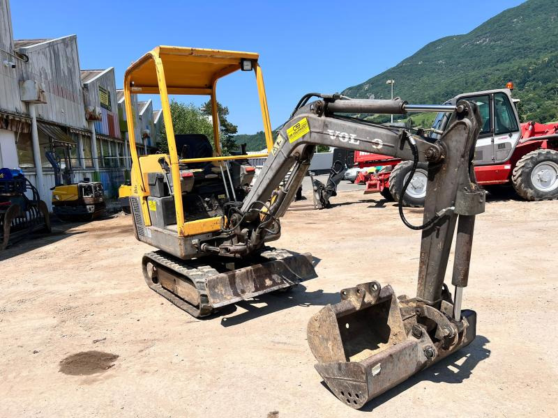 Volvo EC15 B XT MINIPELLE 1,5T - Mini bager: slika 4 Volvo EC15 B XT MINIPELLE 1,5T - Mini bager: slika 4