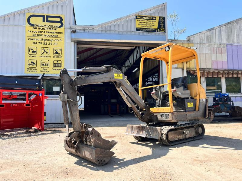 Volvo EC15 B XT MINIPELLE 1,5T - Mini bager: slika 1 Volvo EC15 B XT MINIPELLE 1,5T - Mini bager: slika 1