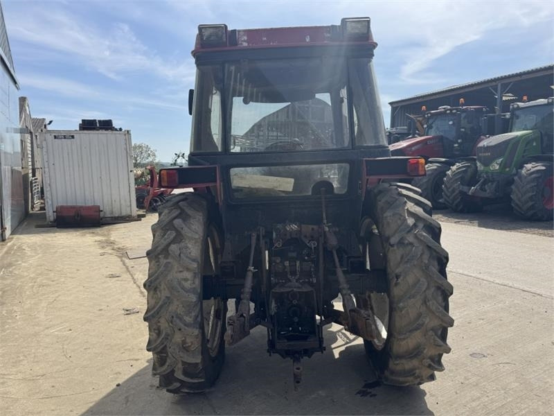 Case Case International 785XL - Traktor: slika 5 Case Case International 785XL - Traktor: slika 5