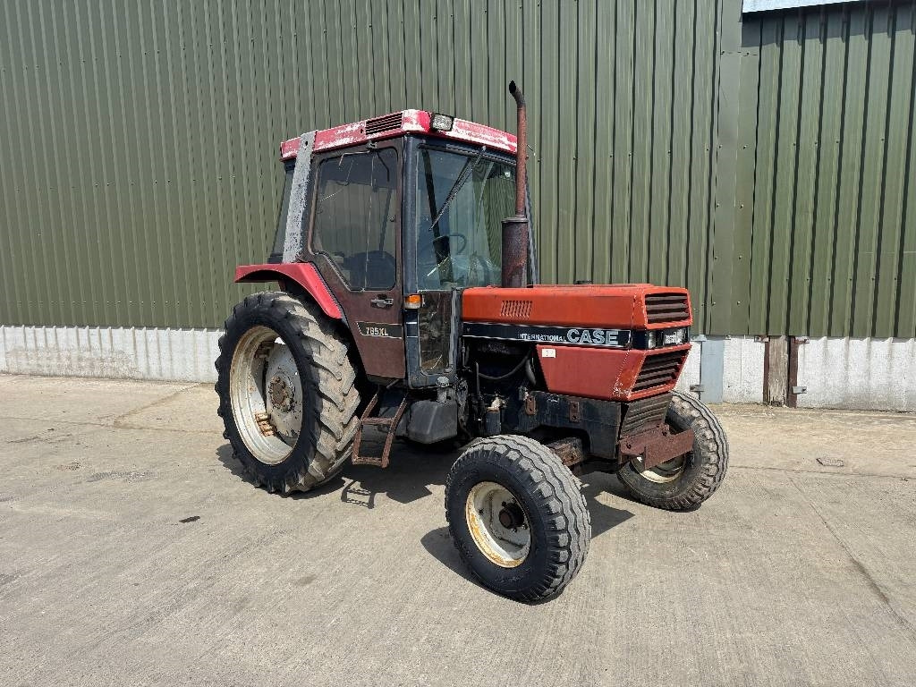 Case IH International 785XL - Traktor: slika 3 Case IH International 785XL - Traktor: slika 3