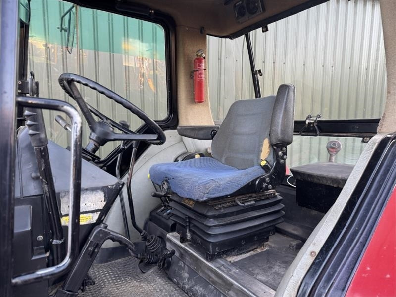 Case International 1056XL 2WD  lizing Case International 1056XL 2WD: slika 17