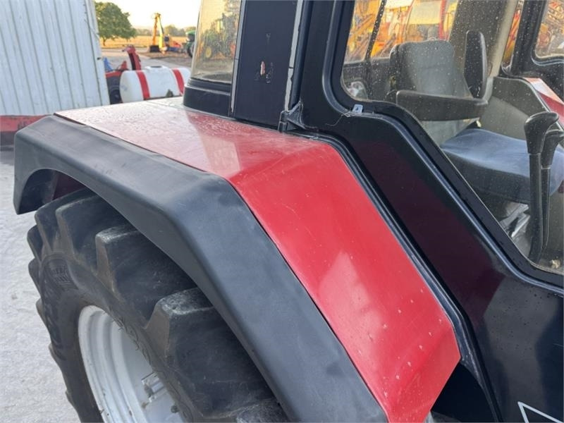 Case International 1056XL 2WD  lizing Case International 1056XL 2WD: slika 15