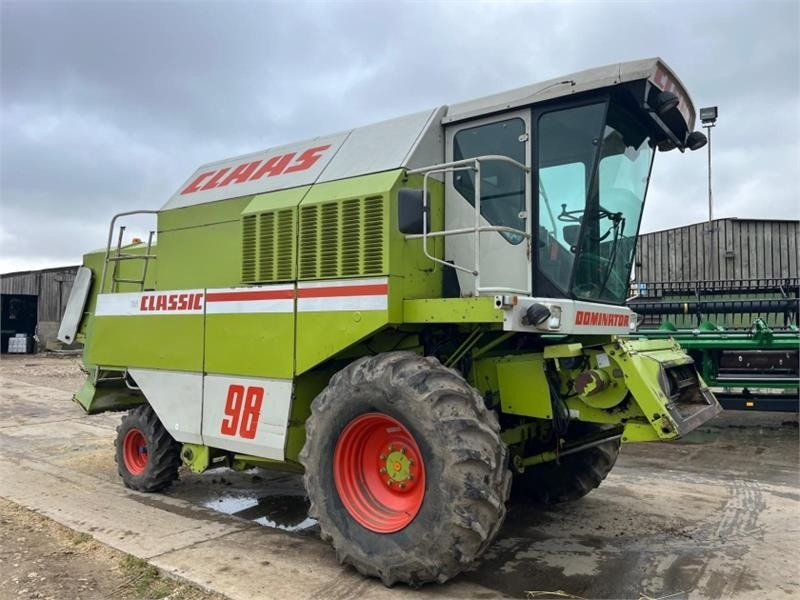 Claas Claas Dominator Classic 98 c/w C450 Header - Priključek za kombajn: slika 4 Claas Claas Dominator Classic 98 c/w C450 Header - Priključek za kombajn: slika 4