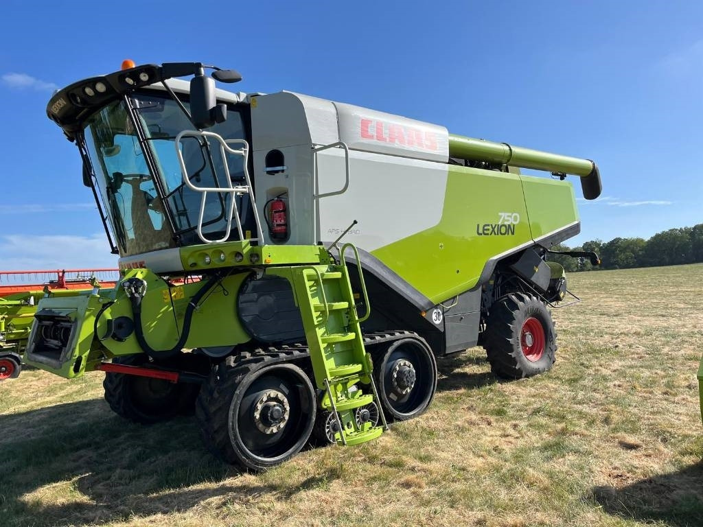 Kombajn harvester Claas Lexion 750TT c/w V900 Header: slika 1