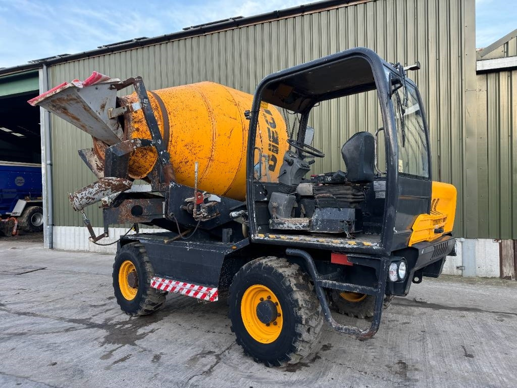 Dieci LH 683 Self Propelled Cement Mixer - Avtomešalec: slika 4 Dieci LH 683 Self Propelled Cement Mixer - Avtomešalec: slika 4