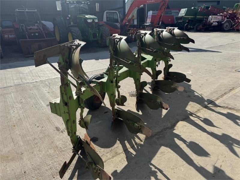 Dowdeswell DP7 4+1 - Plug: slika 4 Dowdeswell DP7 4+1 - Plug: slika 4