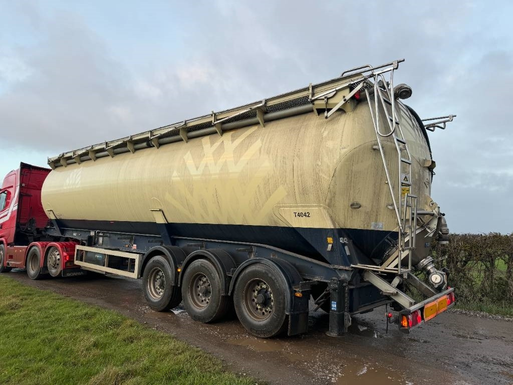 Feldbinder 58 Cube Powder Tanker - Polprikolica cisterna: slika 5 Feldbinder 58 Cube Powder Tanker - Polprikolica cisterna: slika 5