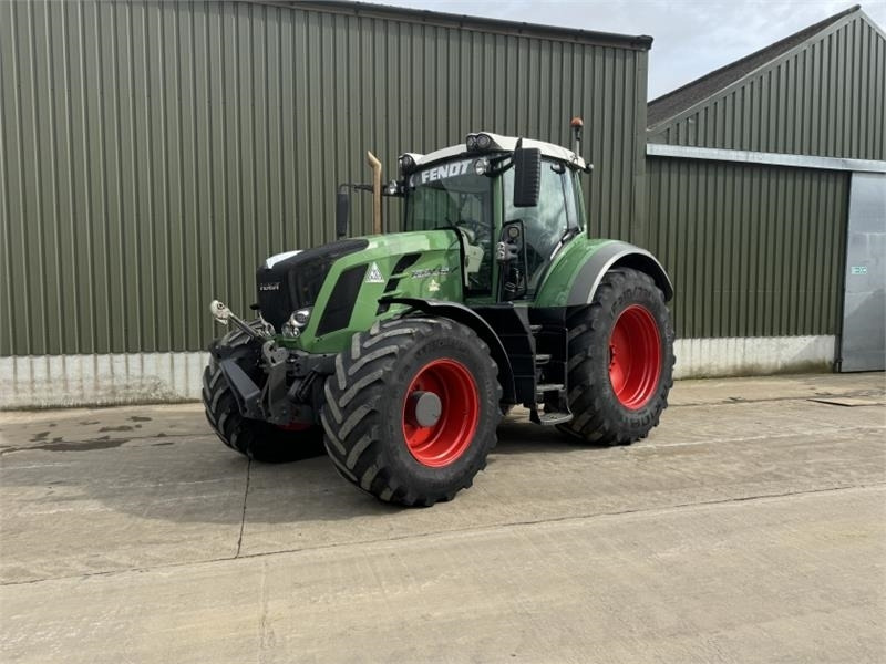 Fendt 828 ECR Vario Profi Plus **Video Below** - Traktor: slika 1 Fendt 828 ECR Vario Profi Plus **Video Below** - Traktor: slika 1