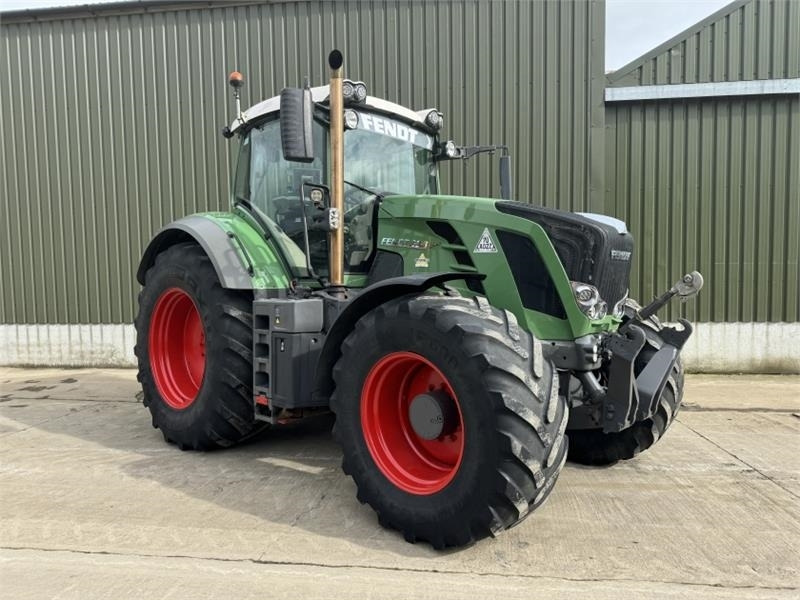 Fendt 828 ECR Vario Profi Plus **Video Below** - Traktor: slika 3 Fendt 828 ECR Vario Profi Plus **Video Below** - Traktor: slika 3