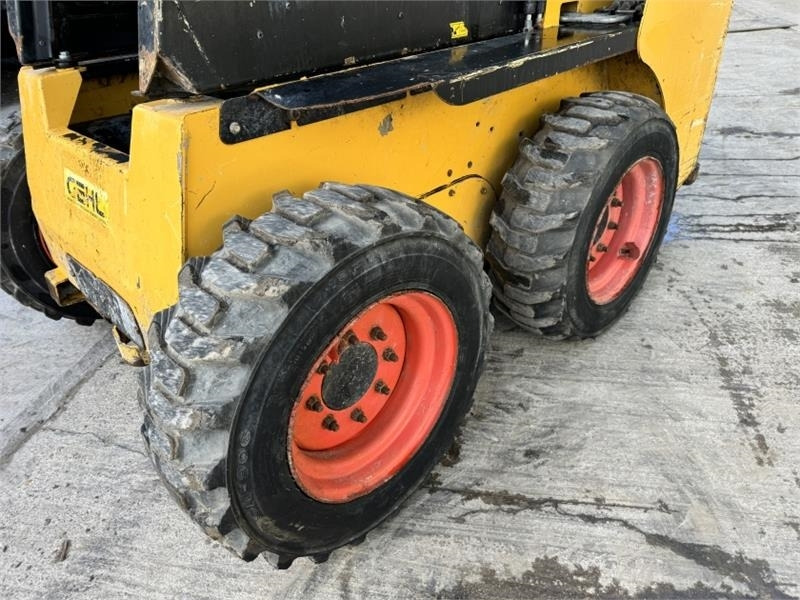 Mini nakladalec Gehl R165 Skid Steer: slika 9