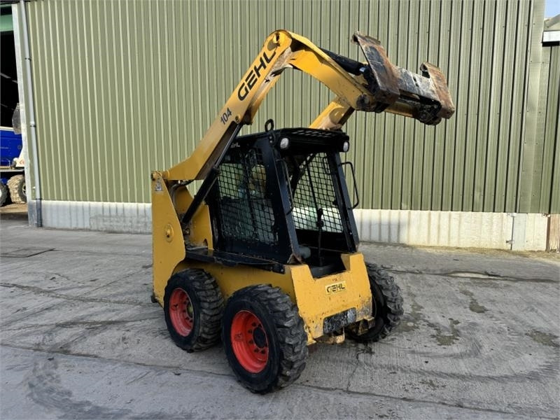Gehl R165 Skid Steer - Mini nakladalec: slika 5 Gehl R165 Skid Steer - Mini nakladalec: slika 5