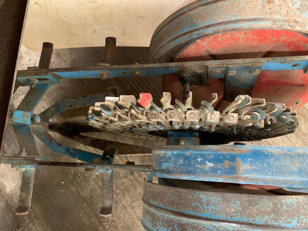 Super Prefer Tree Transplanting Machine - Gozdarska oprema: slika 5 Super Prefer Tree Transplanting Machine - Gozdarska oprema: slika 5