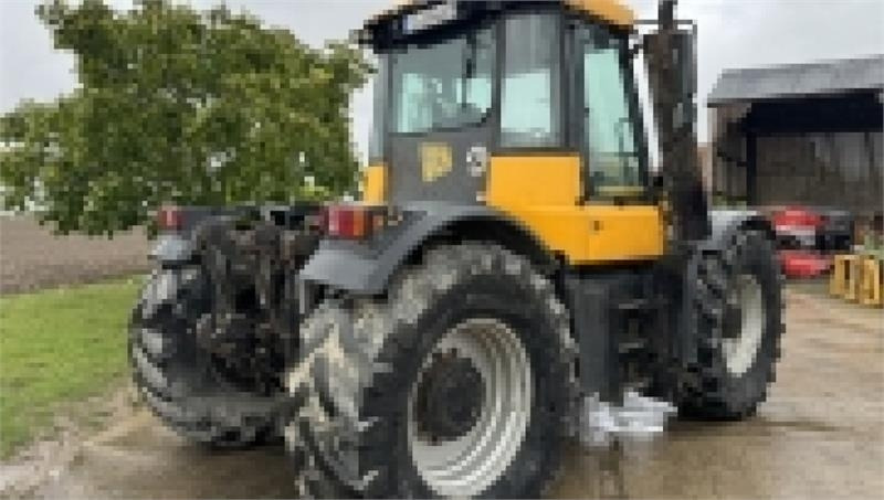 JCB 3185 Fastrac Smoothshift - Traktor: slika 4 JCB 3185 Fastrac Smoothshift - Traktor: slika 4