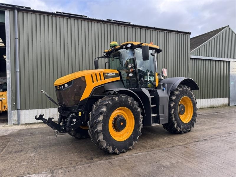 JCB Fastrac 8330 - Traktor: slika 1 JCB Fastrac 8330 - Traktor: slika 1
