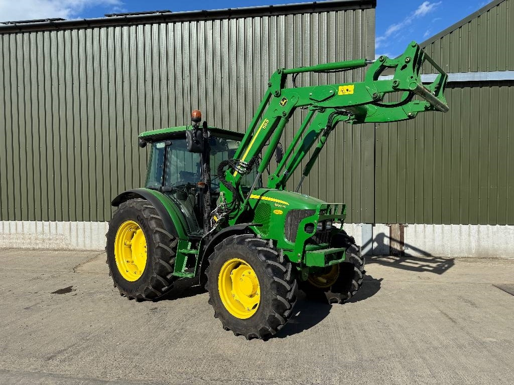 John Deere 5100M c/w 583 Loader - Traktor: slika 3 John Deere 5100M c/w 583 Loader - Traktor: slika 3